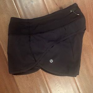 COPY - Lululemon Speed Up Size 4